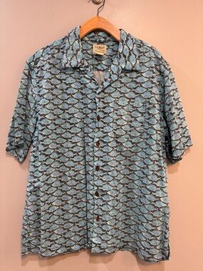 Vtg L.L. Bean Blue Patterned Short-Sleeve Button-Down Shirt